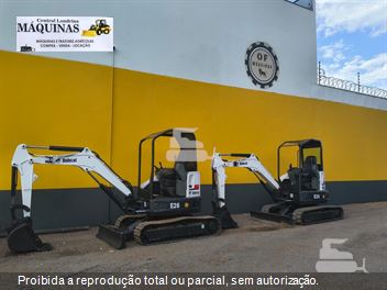 Mini-Escavadeira Bobcat E26