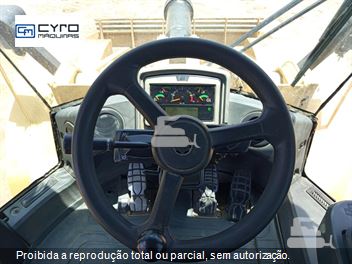 Pá Carregadeira Caterpillar 966L