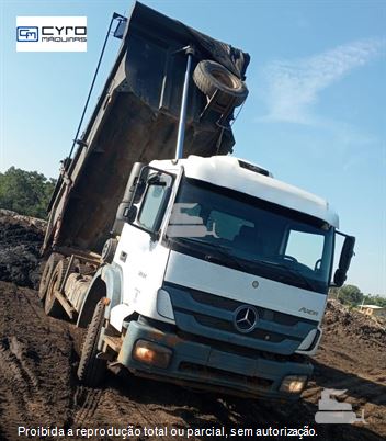 Caminhão Mercedes-Benz Axor 3131 6x4 2p (diesel)(E5)