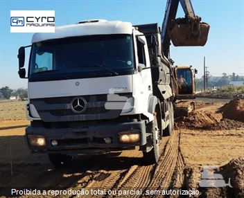 Caminhão Mercedes-Benz Axor 3131 6x4 2p (diesel)(E5)