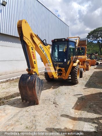 Retro Escavadeira New Holland B90B
