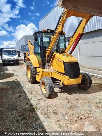 Retro Escavadeira New Holland B90B