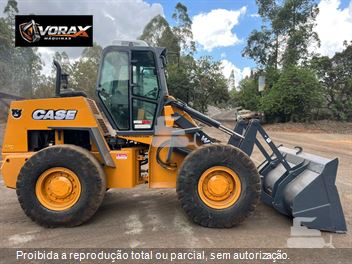 Pá Carregadeira Case W20E