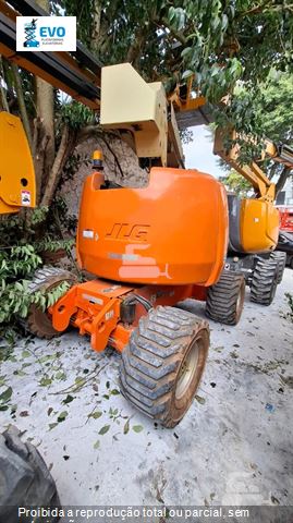 Plataforma Aérea (Elevatória) JLG 450 AJ