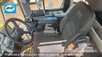 Pá Carregadeira Caterpillar 966L