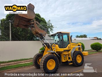 Pá Carregadeira Volvo L60F