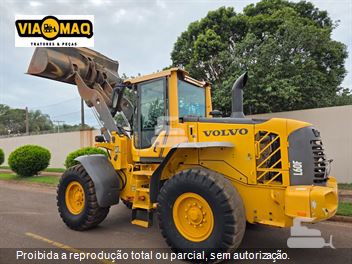 Pá Carregadeira Volvo L60F
