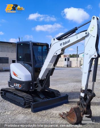 Mini-Escavadeira Bobcat E35z