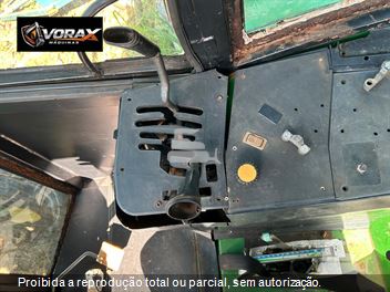 Trator Agrícola John Deere 6415 (106cv)