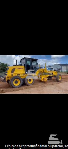 Motoniveladora New Holland RG140B