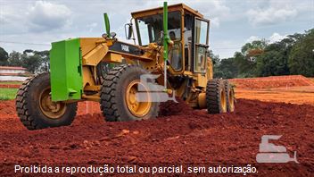 Motoniveladora Caterpillar 140K