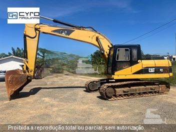 Escavadeira Caterpillar 320BL
