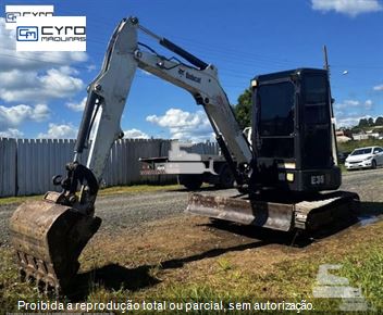 Mini-Escavadeira Bobcat E35