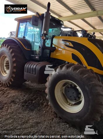 Trator Agrícola Valtra BH224 HiTech
