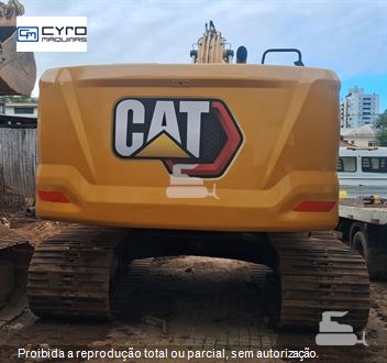 Escavadeira Caterpillar 320