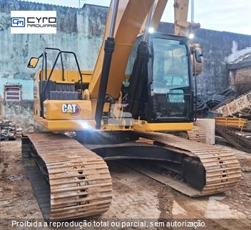 Escavadeira Caterpillar 320