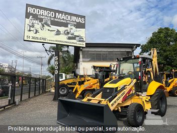 Retro Escavadeira New Holland B90B