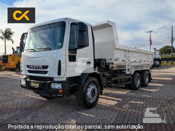 Caminhão Iveco TECTOR 260E30 6x4 2p (Diesel)(E5)