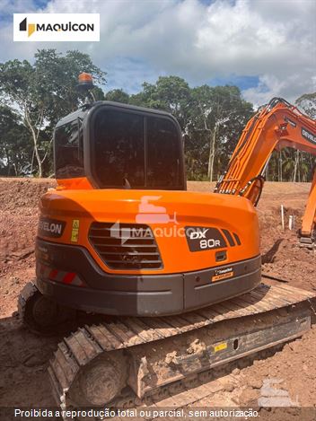 Mini-Escavadeira Develon DX80R