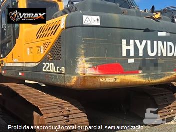 Escavadeira Hyundai R220LC-9