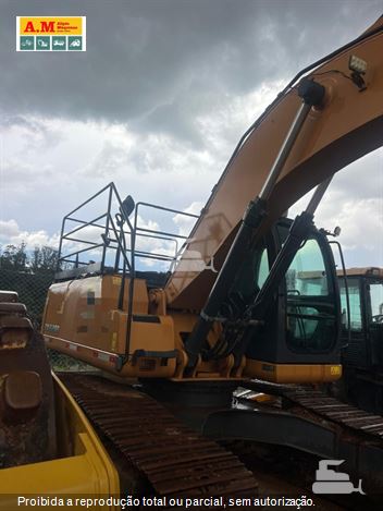 Escavadeira Case CX220B
