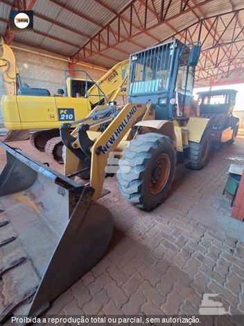 Pá Carregadeira New Holland 12D