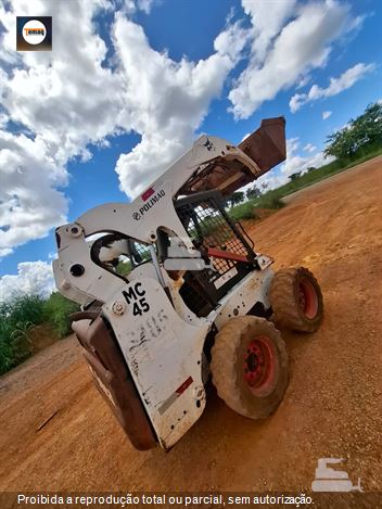Mini-Carregadeira Bobcat S185