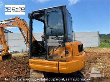 Mini-Escavadeira Case CX55B