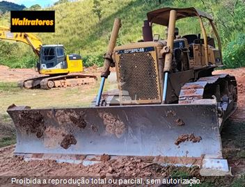 Trator de Esteira Caterpillar D6E