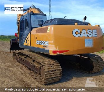 Escavadeira Case CX220C