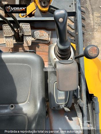 Mini-Escavadeira JCB 8026CTS