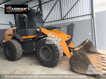 Pá Carregadeira Case 621E