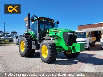 Trator Agrícola John Deere 7215J