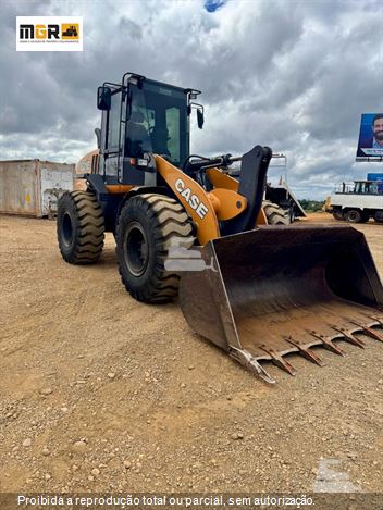 Pá Carregadeira Case 621E
