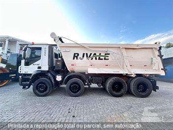 Caminhão Iveco TRAKKER 380-T42 6x4 2p (Diesel)