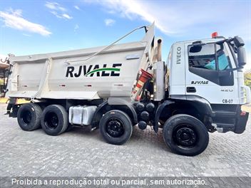 Caminhão Iveco TRAKKER 380-T42 6x4 2p (Diesel)