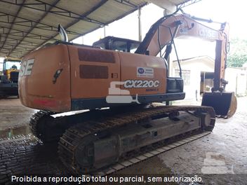 Escavadeira Case CX220C