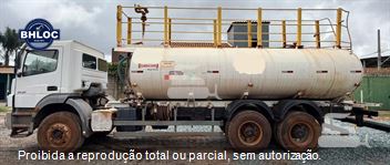 Caminhão Mercedes-Benz Axor 3131 6x4 2p (diesel)(E5)