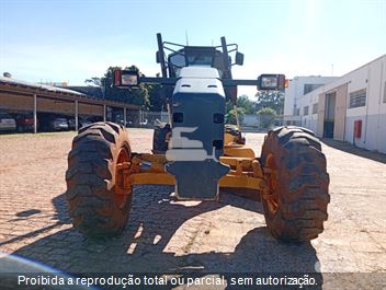 Motoniveladora Komatsu GD655-5