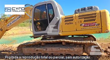 Escavadeira New Holland E215 ME