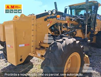 Motoniveladora John Deere 620G