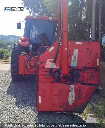 Trator Agrícola Case Farmall 80