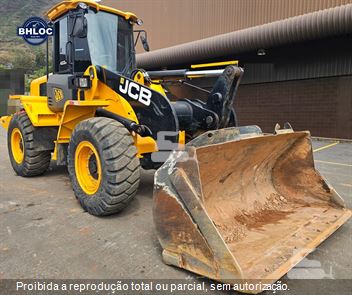 Pá Carregadeira JCB 422 ZX