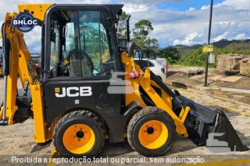 Mini-Retroescavadeira JCB 1CX