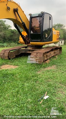 Escavadeira JCB JS220 LC