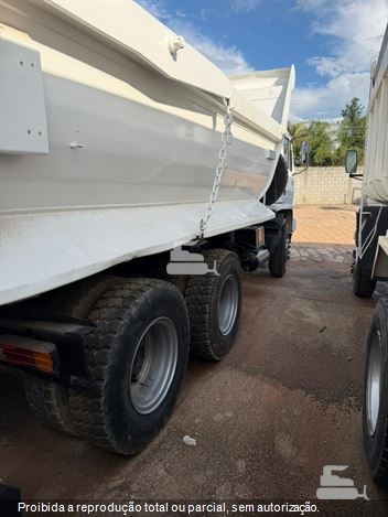 Caminhão Mercedes-Benz 2726 6x4 2p (diesel)