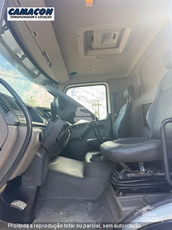 Caminhão Volkswagen 31-330 E Constellation 6x4 2p (Diesel)(E5)