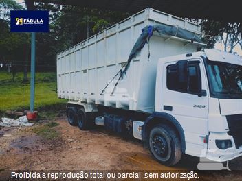 Caminhão Mercedes-Benz Atego 2429 6x2 2p (Diesel) (E5)