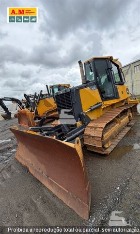 Trator de Esteira John Deere 700J-II