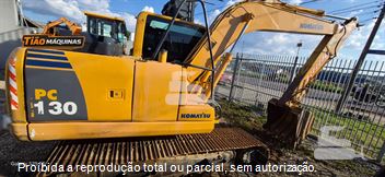 Escavadeira Komatsu PC130